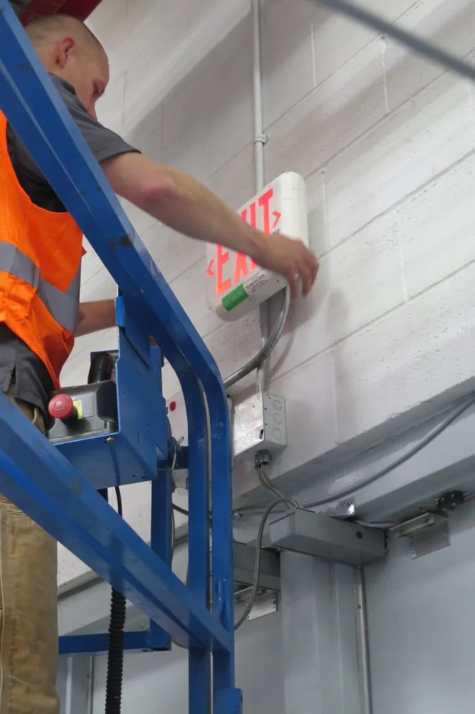 Slide of Lightning Mobile Electric