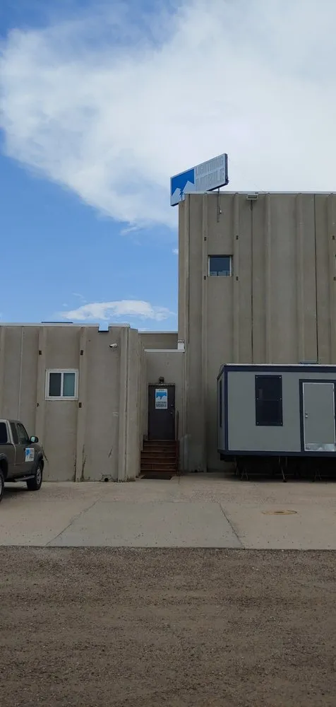 Slide of Lightning Mobile Electric