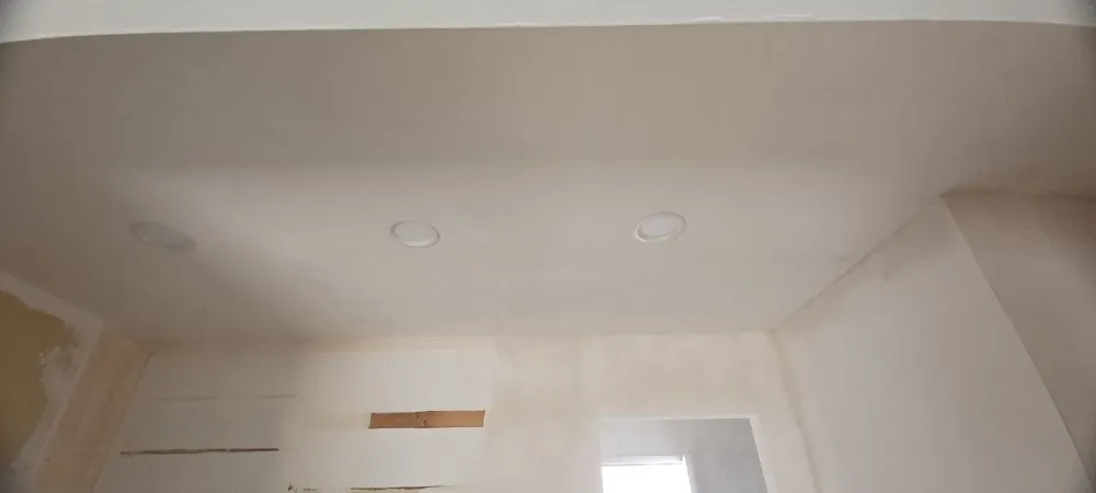 Slide of Lightning Power Solutions