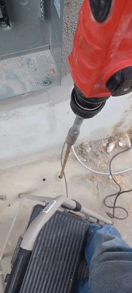 Slide of Lightning Power Solutions