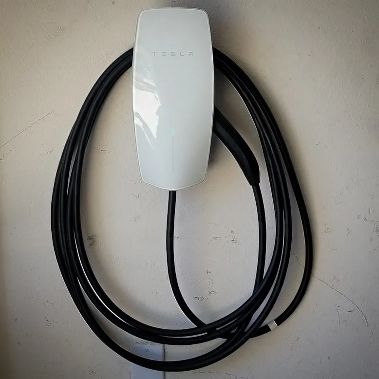 Slide of Lightning Rod Electric