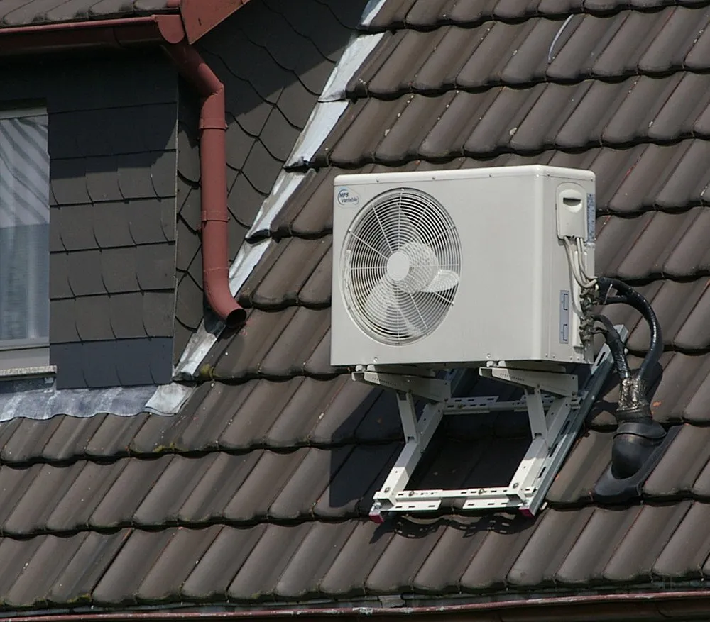 Slide of Lightning Service