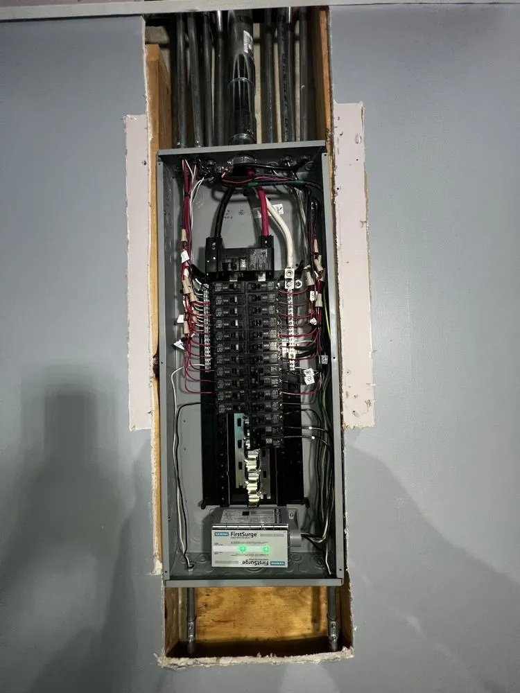 Licensed electrician providing emergency electrical service in ,