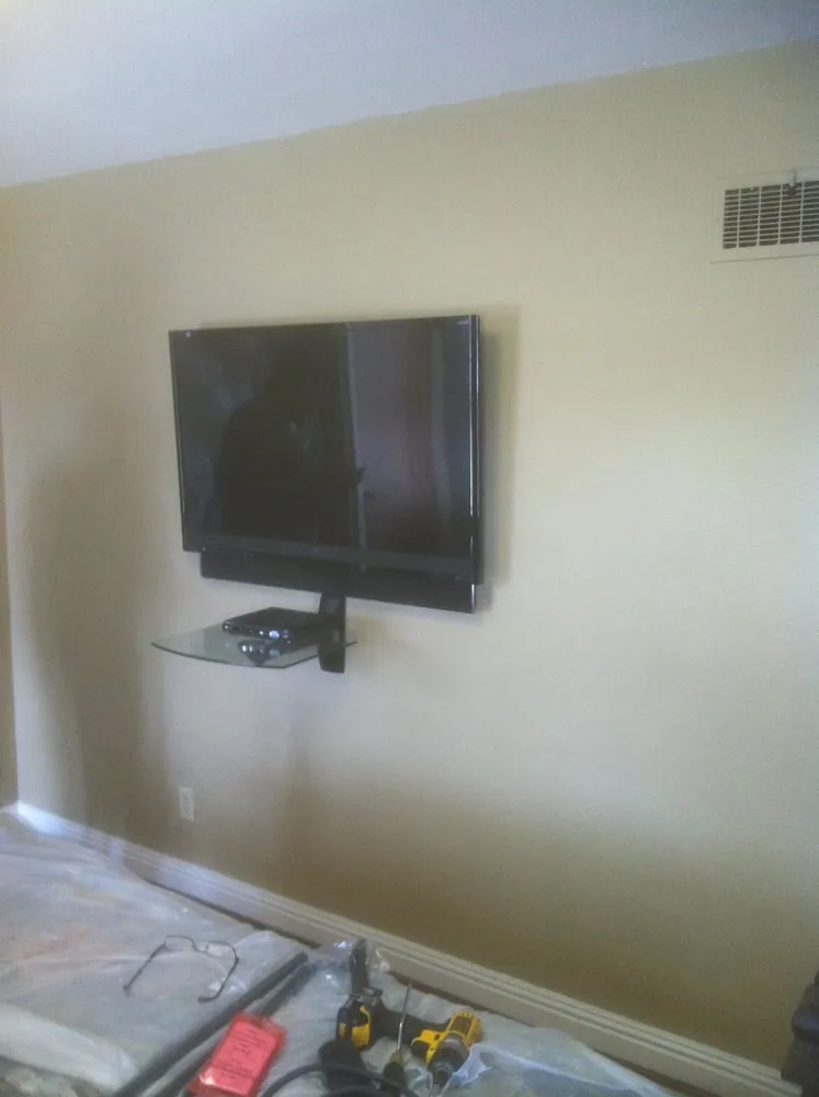 Reliable circuit breaker repair service in St Louis, MO - Lights & Switches