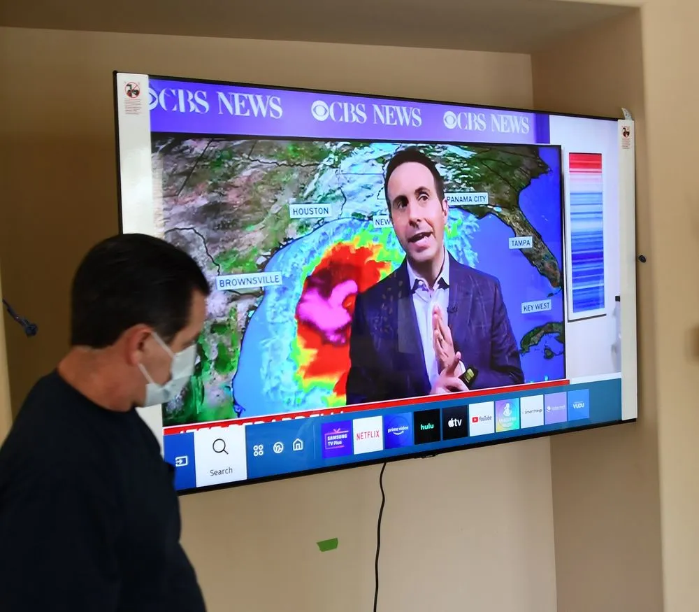 Slide of Lights On Electric