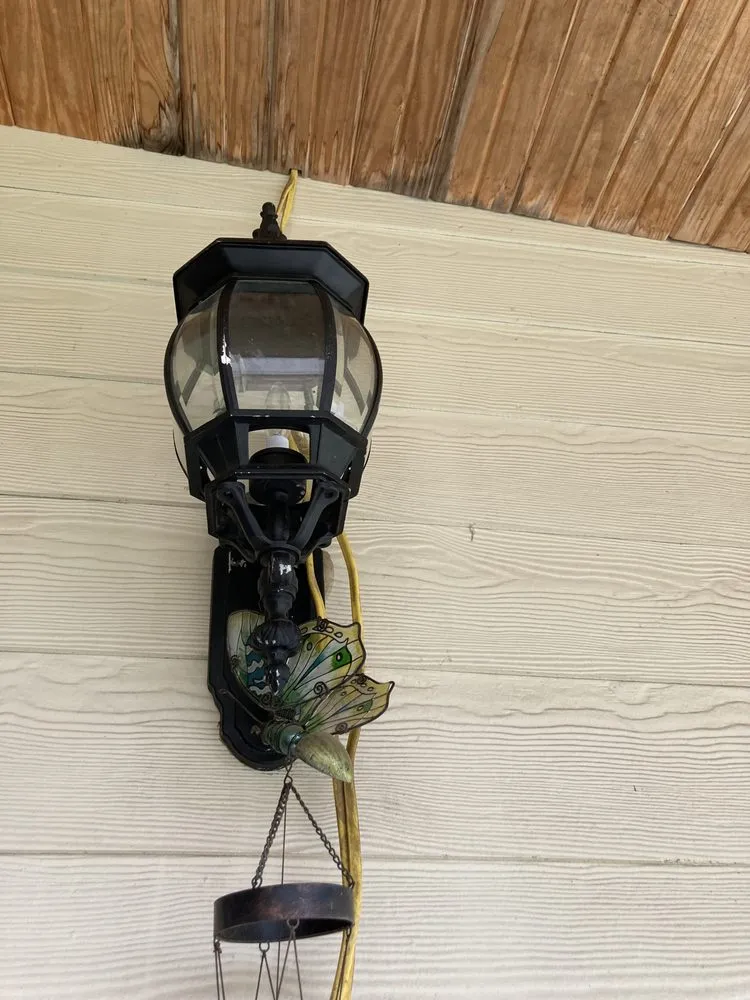 Trusted electrical service for homes in emergency electrical service,  by 