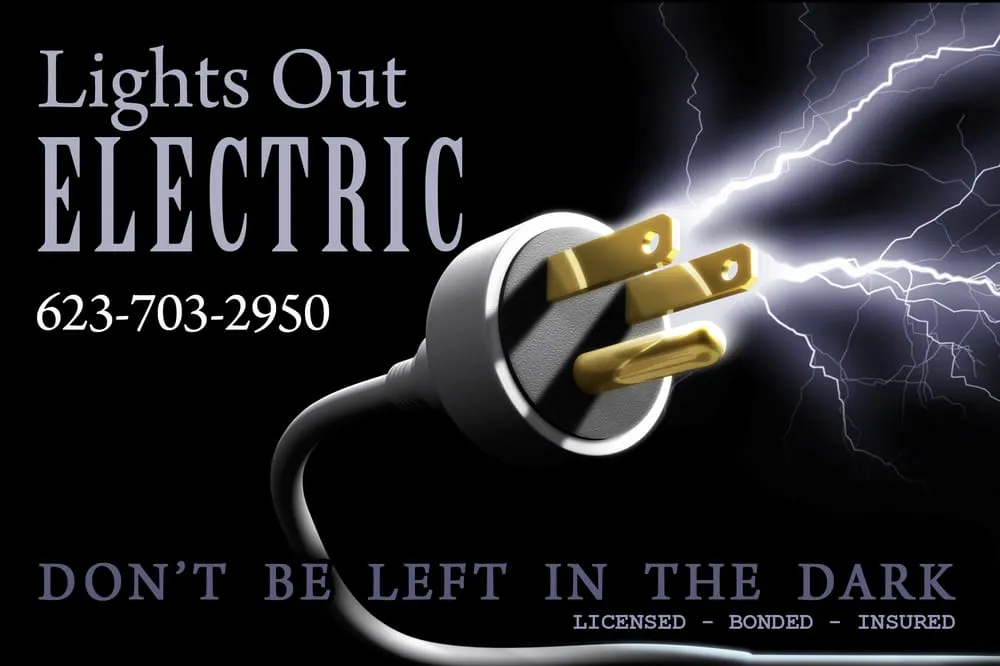 Licensed electrician providing circuit breaker repair in , 