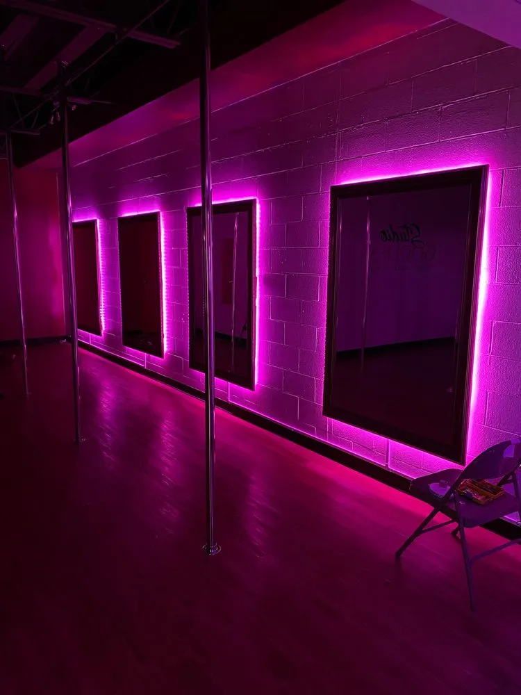 Slide of Lights Out Electric