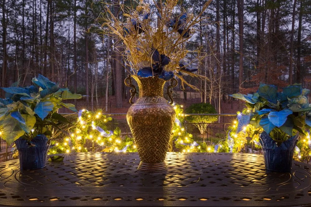 Emergency electrician providing wiring installation in , 