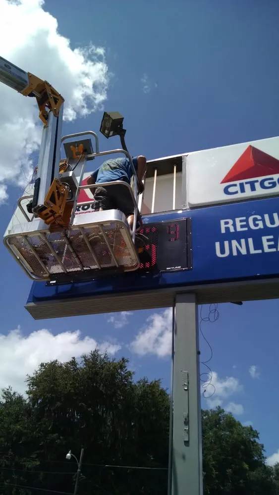 Slide of Lightsey Electric