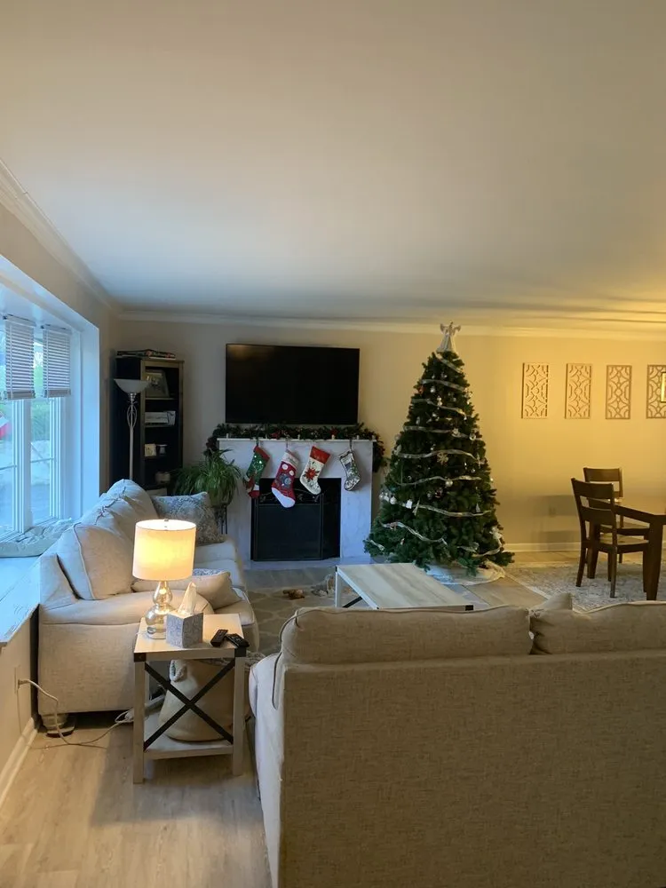 Slide of Lightwave Services