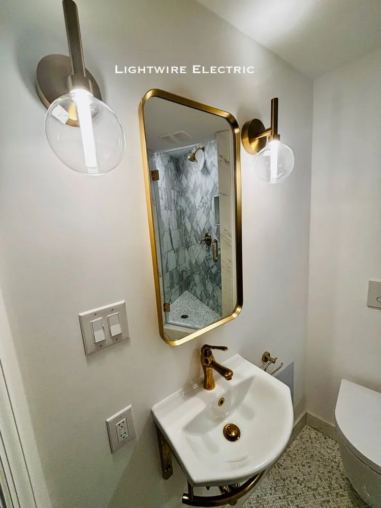 Slide of Lightwire Electric