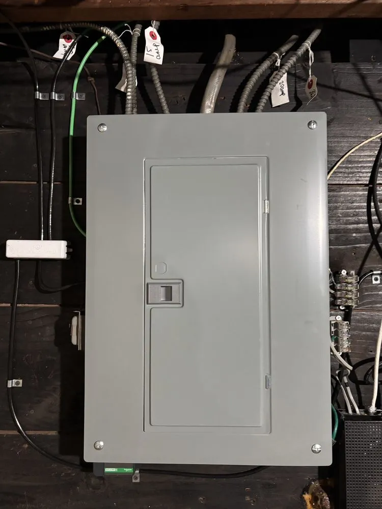 Slide of Lightwire Electric