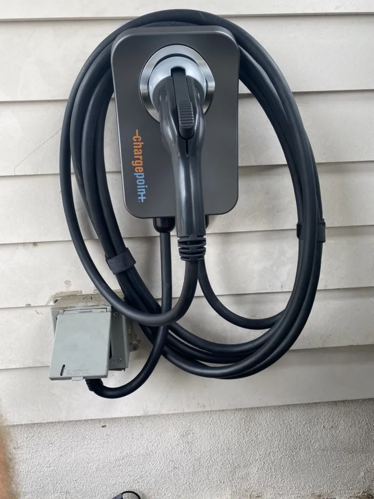 Certified electrician providing panel upgrade in ,