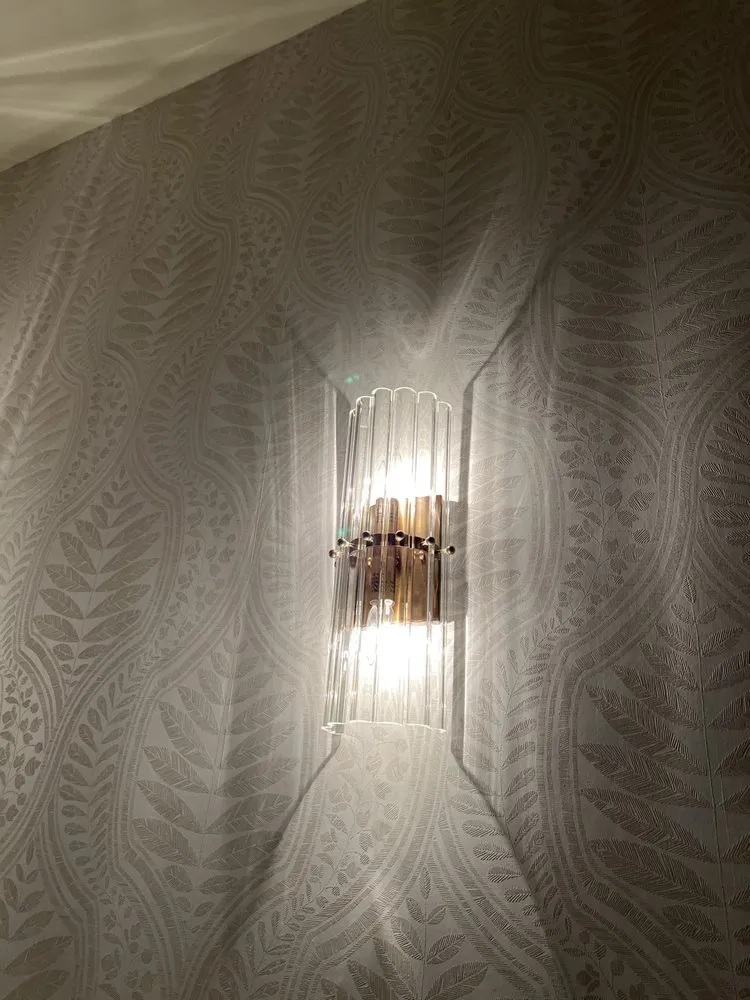 Slide of Lilais Electric