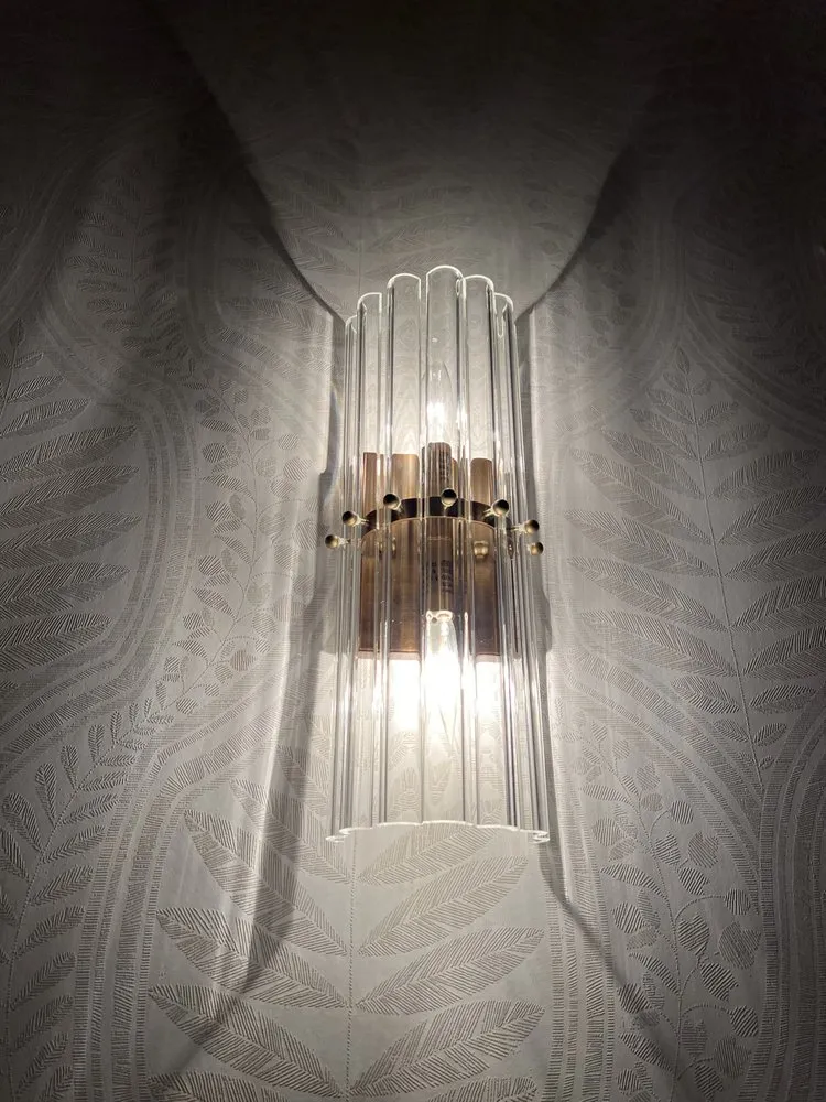 Slide of Lilais Electric