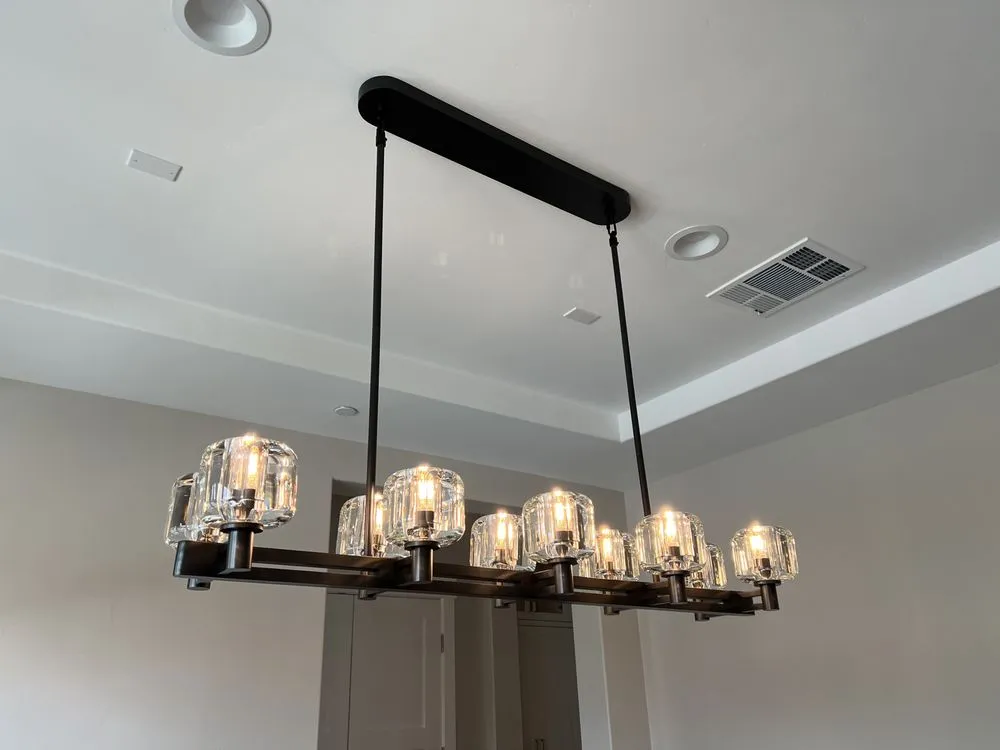 Slide of Lilais Electric