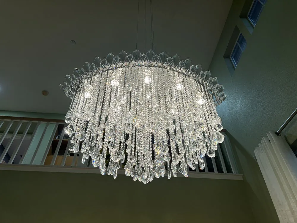 Slide of Lilais Electric