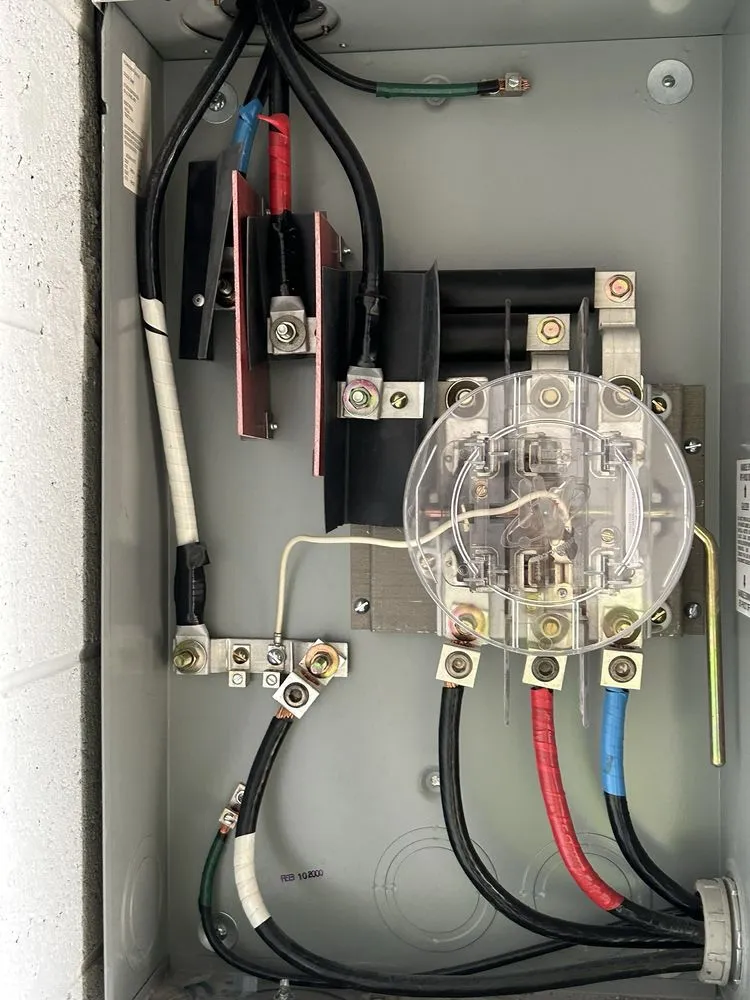 Slide of Lilia Electric Servies