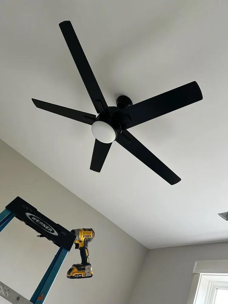 Slide of Lilia Electric Servies