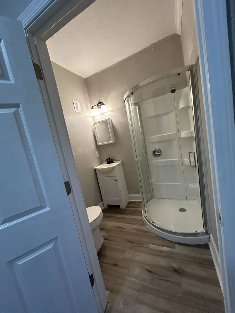 Slide of Lilia Electric Servies