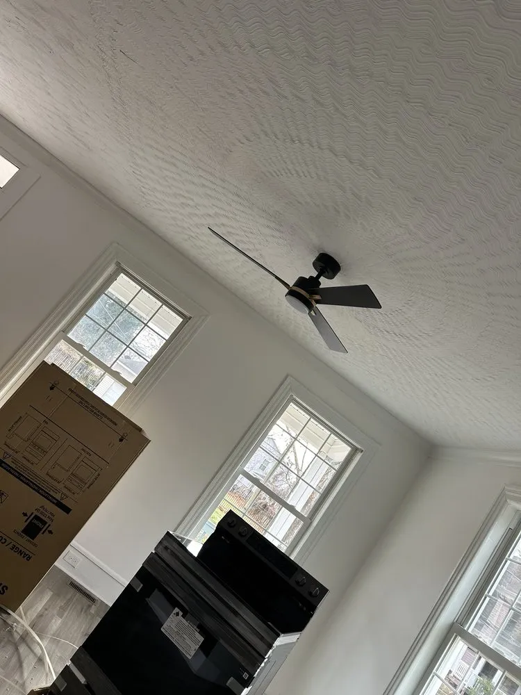 Slide of Lilia Electric Servies