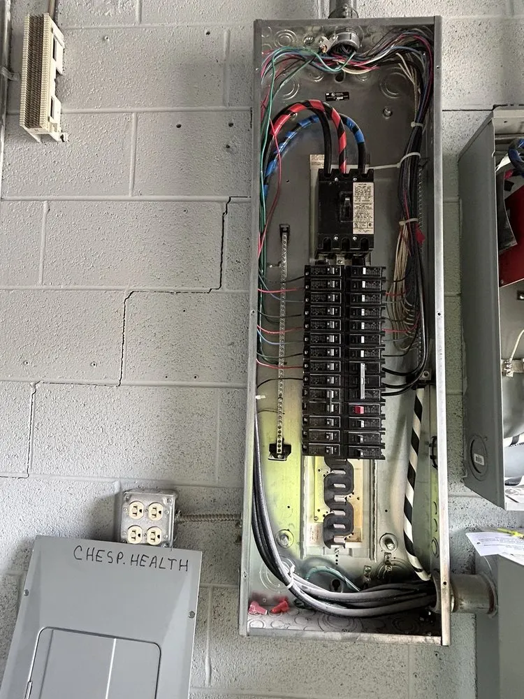 Slide of Lilia Electric Servies