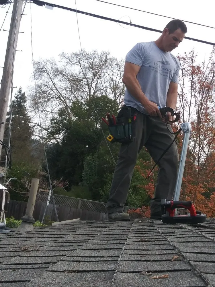 Slide of Lima Electric