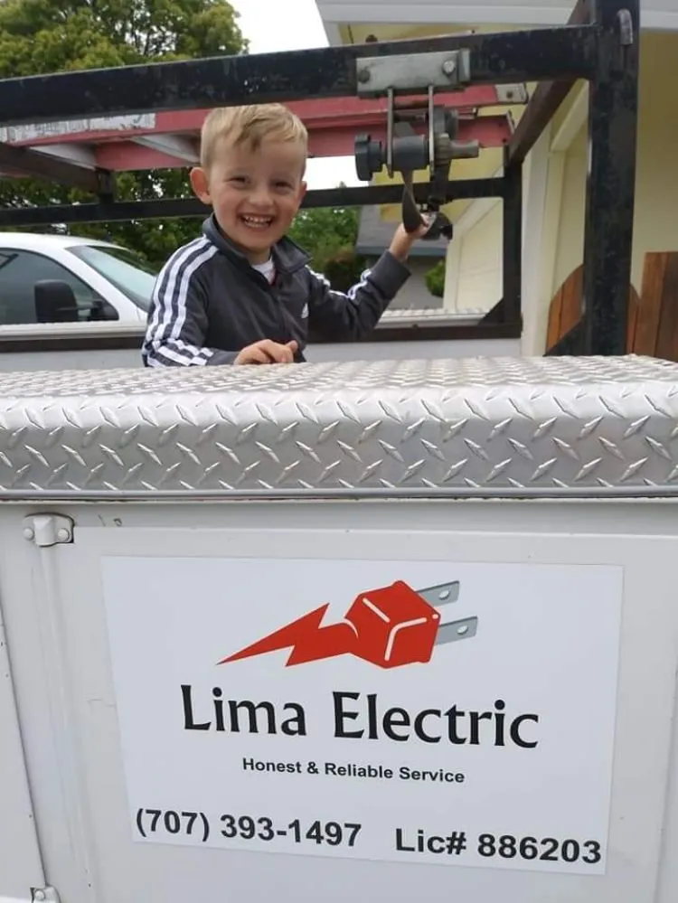 Slide of Lima Electric