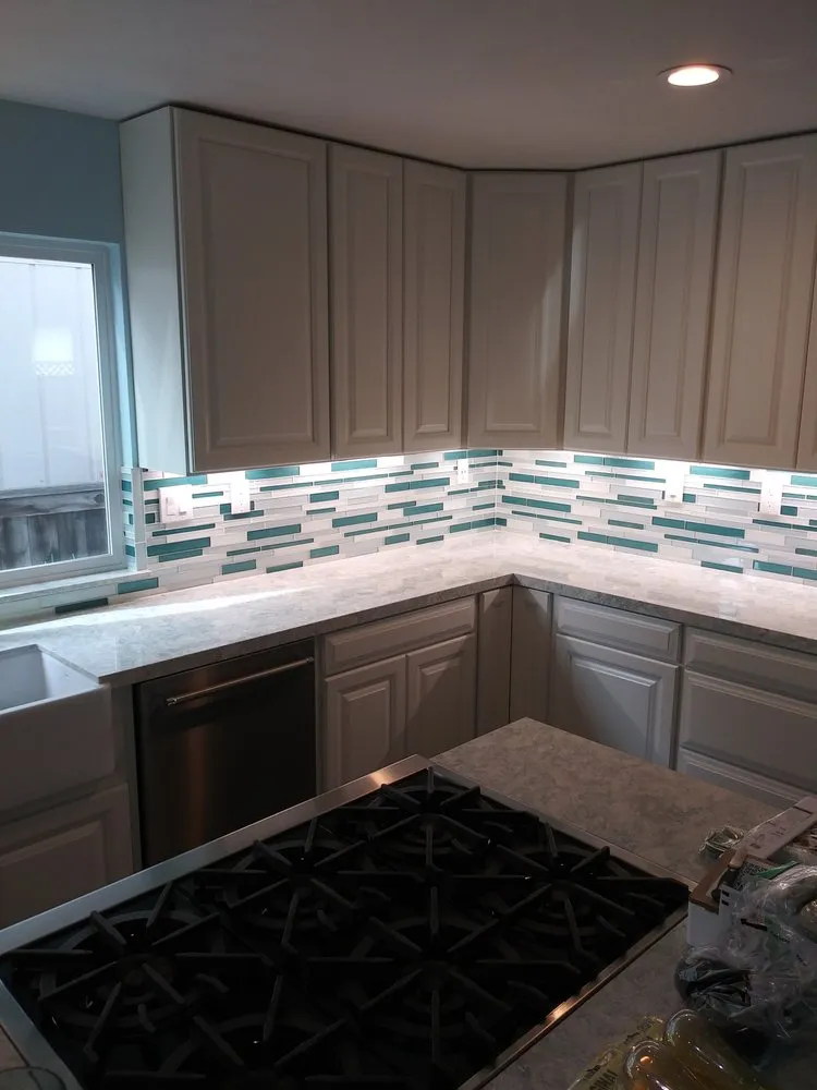 Slide of Lima Electric