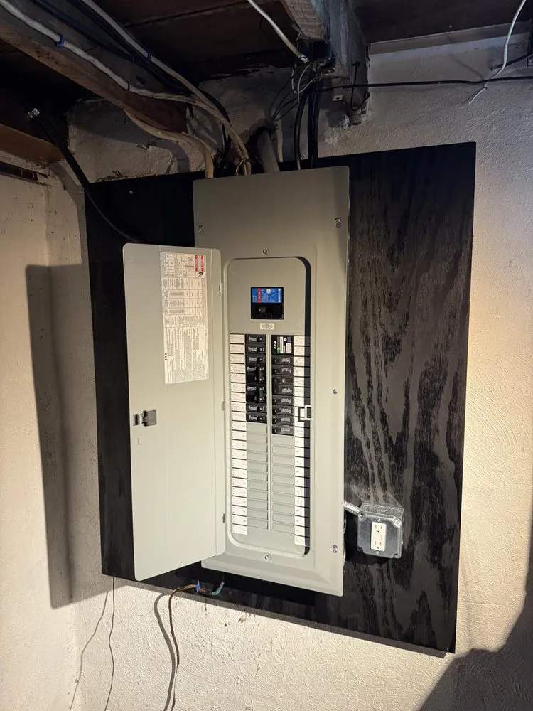 Emergency emergency electrical service in ,  by Limitless Electric