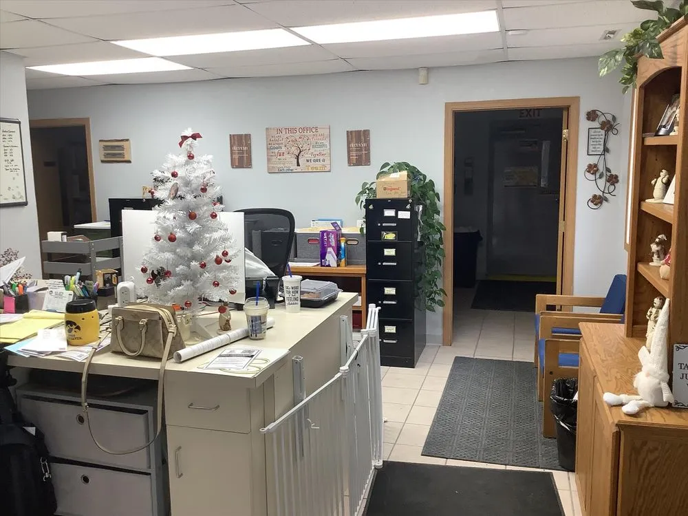 Reliable outlet and switch repair service in ,  - Linahon Electric