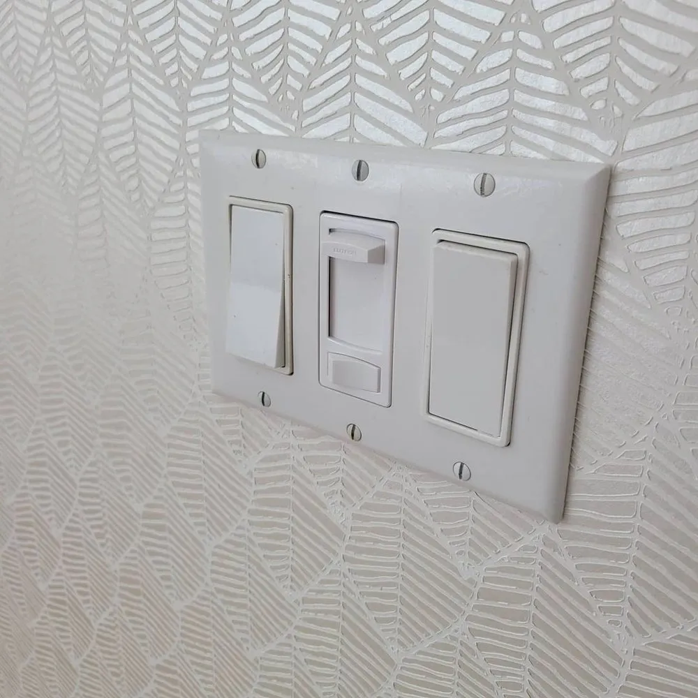 Slide of Lincoln Ave Electrical Services