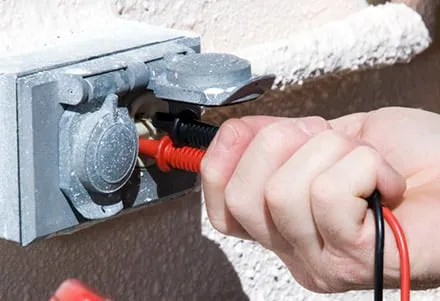 Slide of Lincoln Electrician