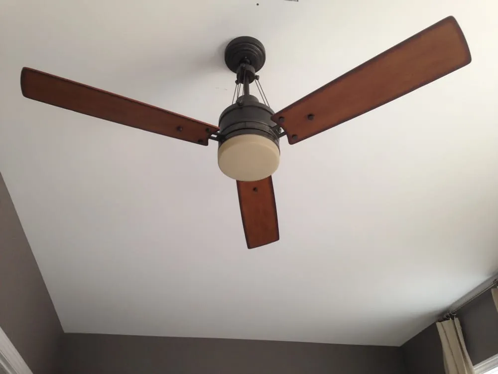 Slide of Lincoln Home Services