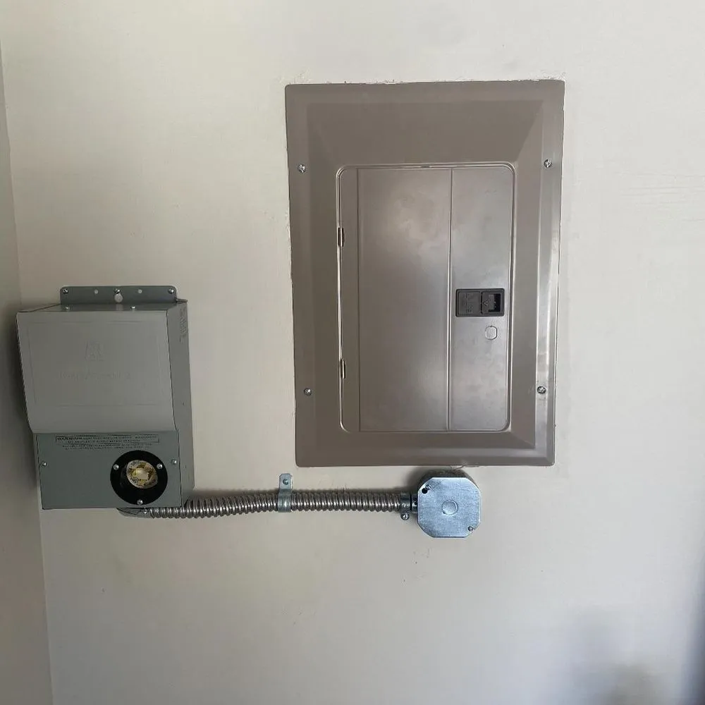 Slide of Lincoln Licensed Electrician