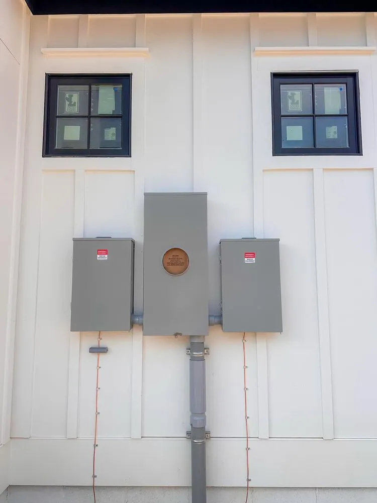 Slide of Lincoln Square Electrical Services