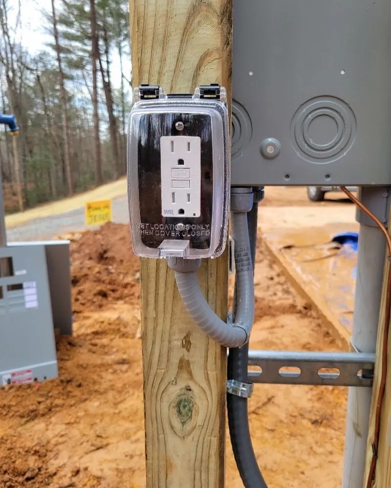 Slide of Lincolnshire Licensed Electrician