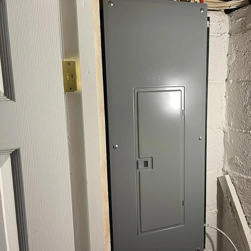 Slide of Lincolnwood Electrician Service