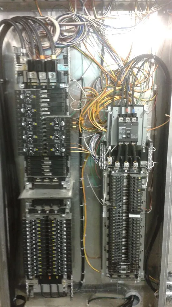 Slide of Lind Electric