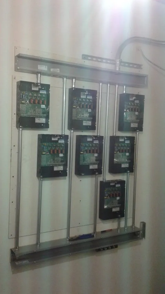 Slide of Lind Electric