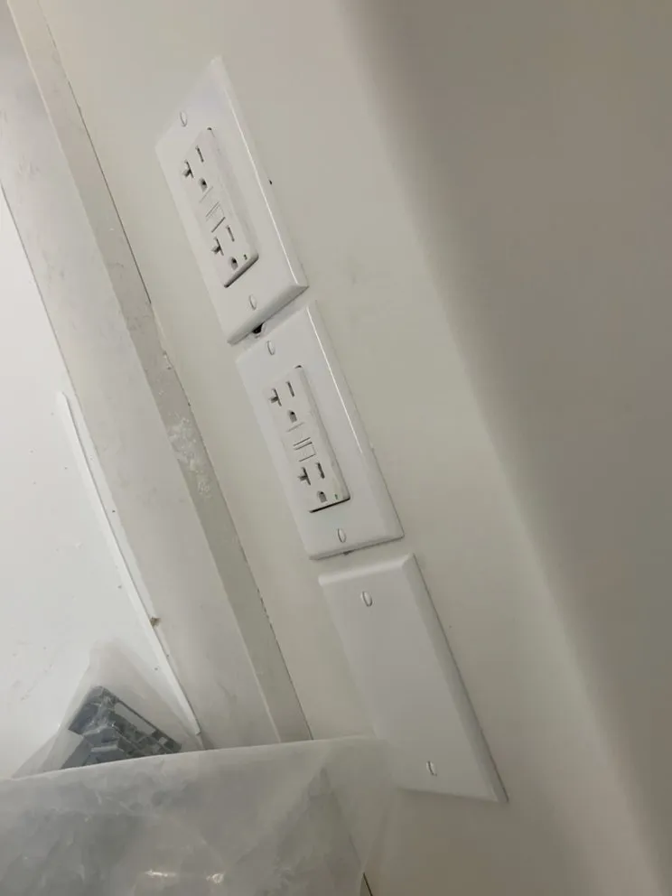 Slide of Lindo Power Up Electrical Constuction