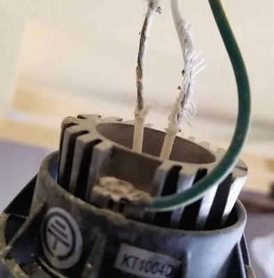 Lindridge Electric Logo