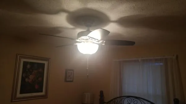 Lindsay Electrical Services Logo