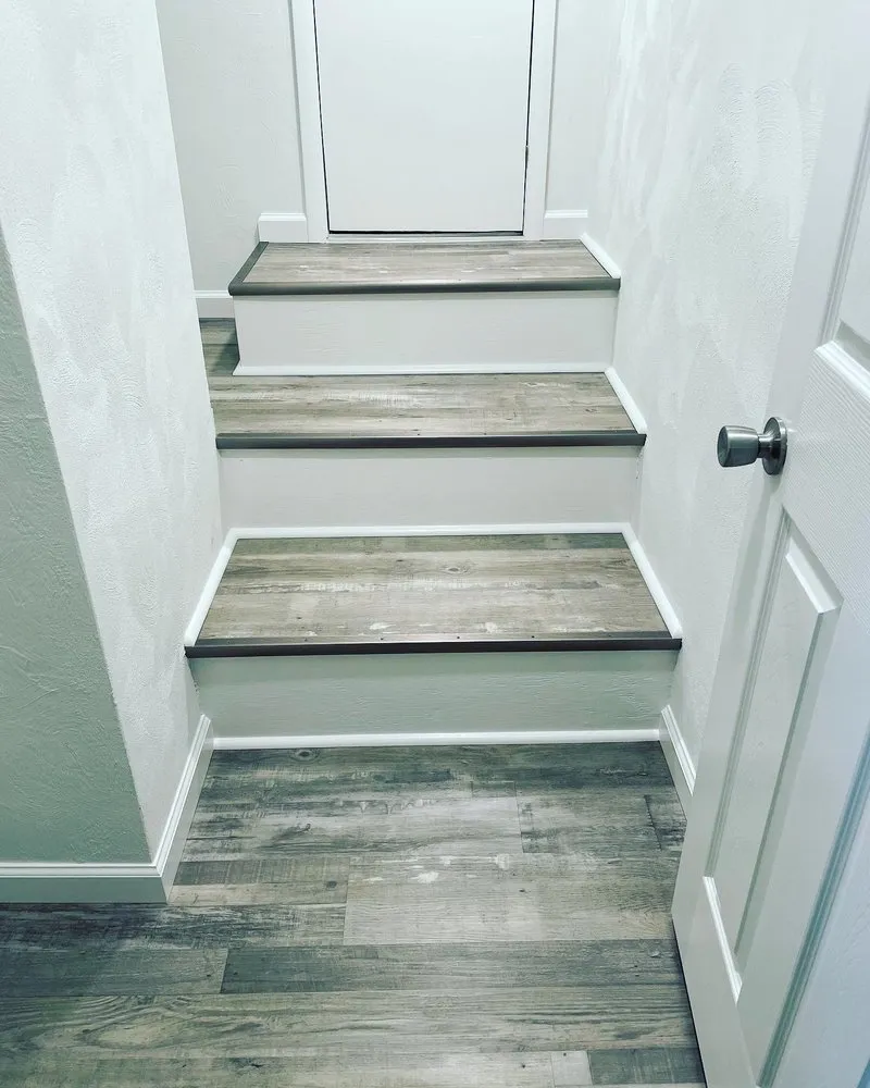 Slide of Lindsey Home Improvement