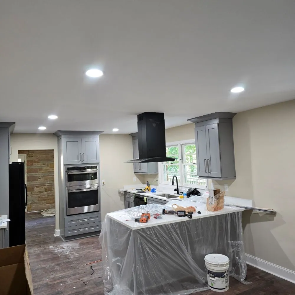 Slide of Lindsey Lighting