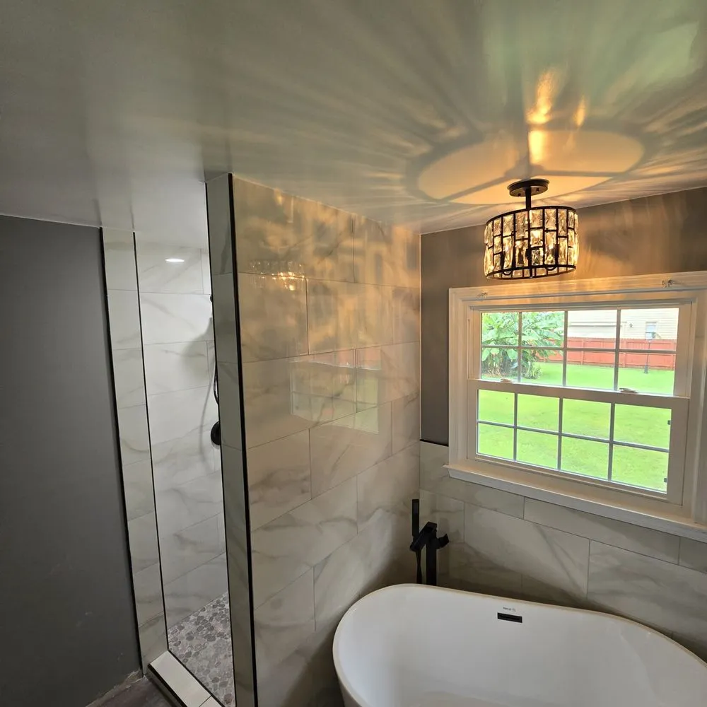 Slide of Lindsey Lighting