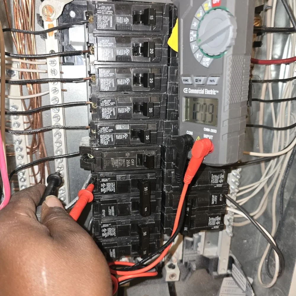 Slide of Lindsey Lighting