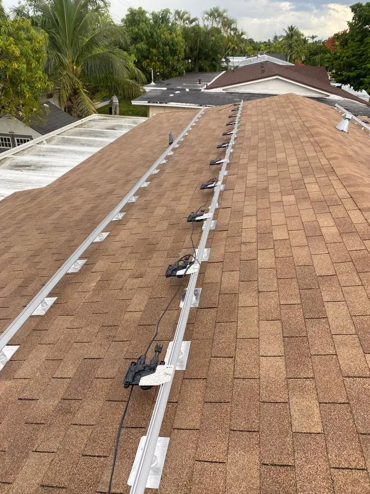 Slide of Line Power Electric