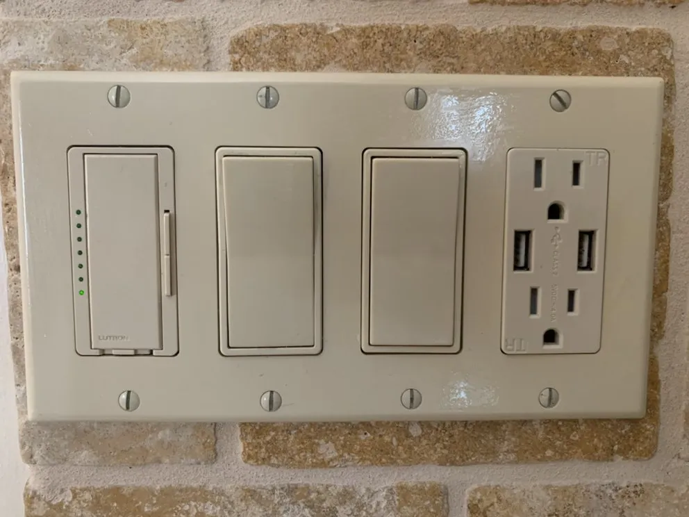 Slide of Linea Electric